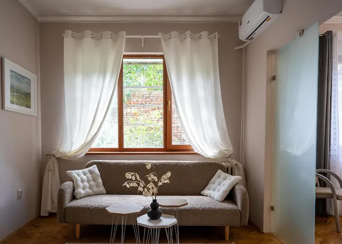 Beautiful Two-Bedroom Apartment In City Center