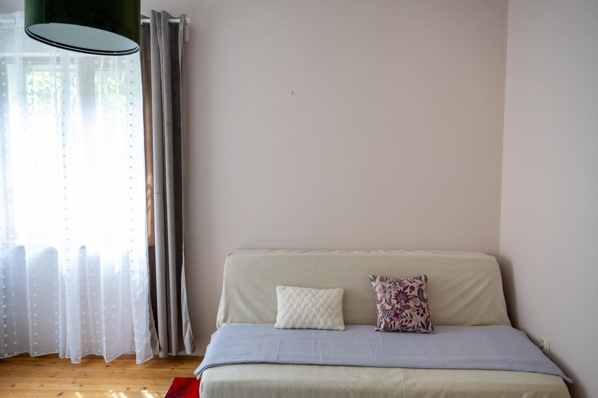 Apartment Beautiful Two-bedroom In City Center