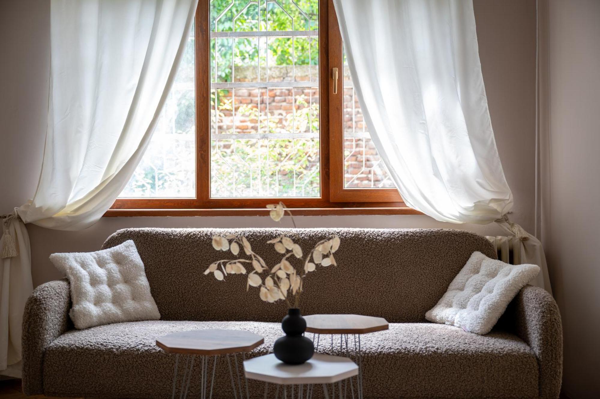 Apartament Beautiful Two-bedroom In City Center Sofia